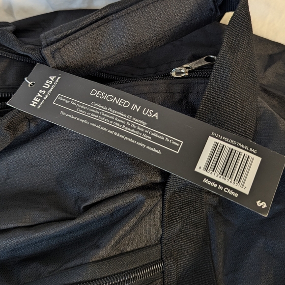 Heys Packable Travel Duffel Bag - Lightweight - Black - Medium Sized - Carry On - Picture 4 of 8